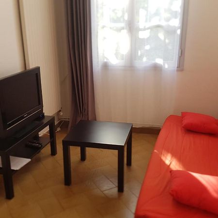 סן-ז'אן-דו-ברואל Appartements Coeur De Village חדר תמונה