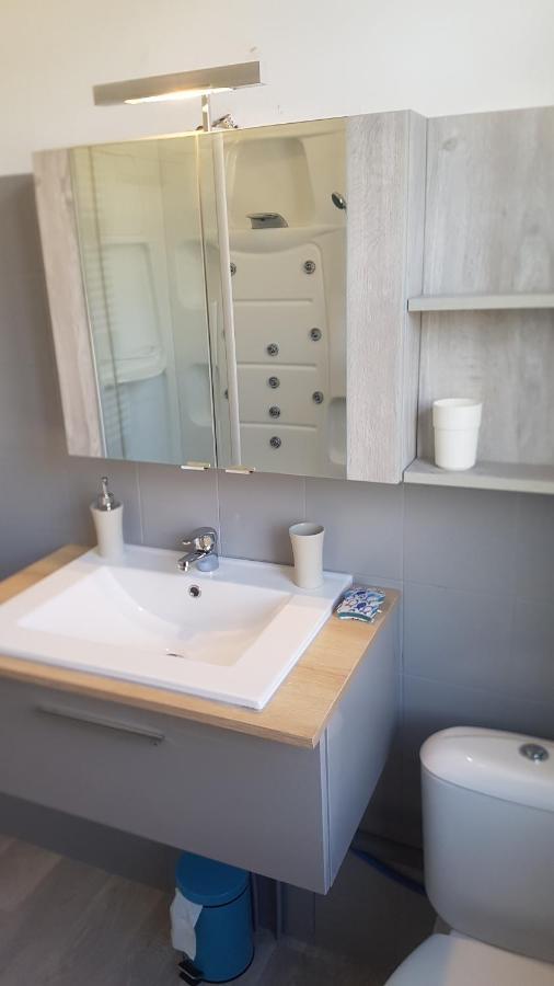 סן-ז'אן-דו-ברואל Appartements Coeur De Village מראה חיצוני תמונה