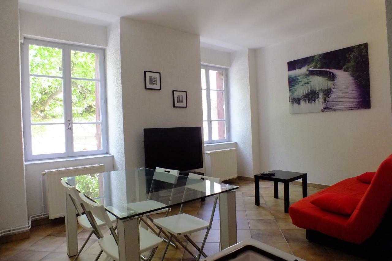סן-ז'אן-דו-ברואל Appartements Coeur De Village מראה חיצוני תמונה