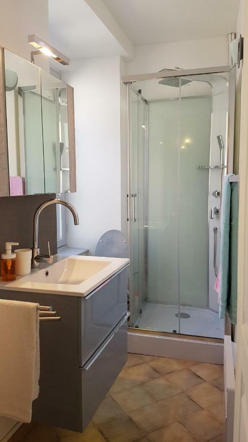 סן-ז'אן-דו-ברואל Appartements Coeur De Village מראה חיצוני תמונה